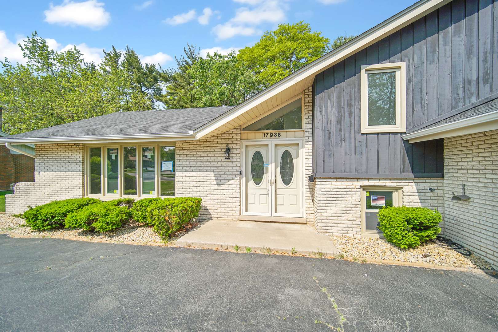 Homewood, IL 60430,17938 Tarpon CT