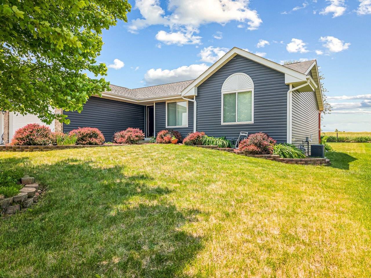Winnebago, IL 61088,4306 Westridge DR