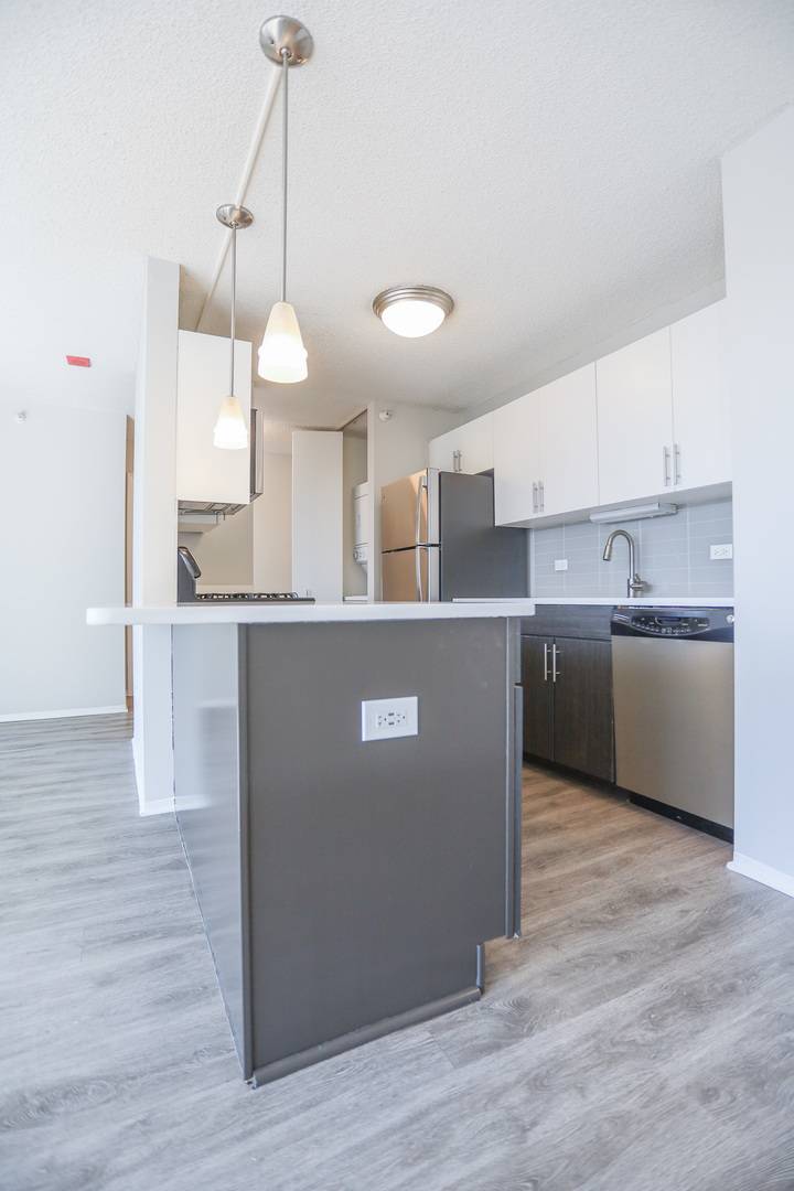 Chicago, IL 60661,180 N Jefferson ST #2608