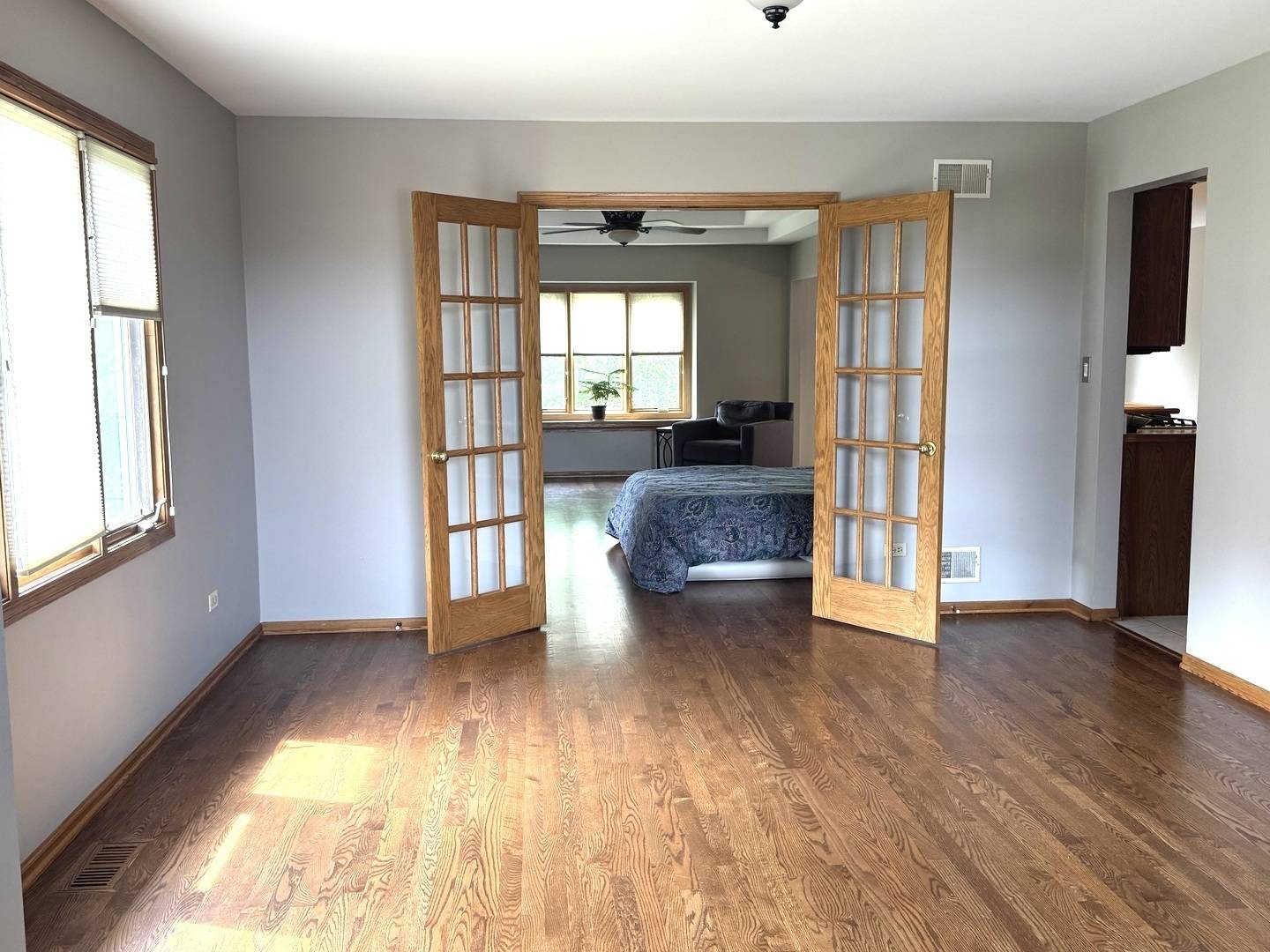 Lemont, IL 60439,1012 Crestview DR