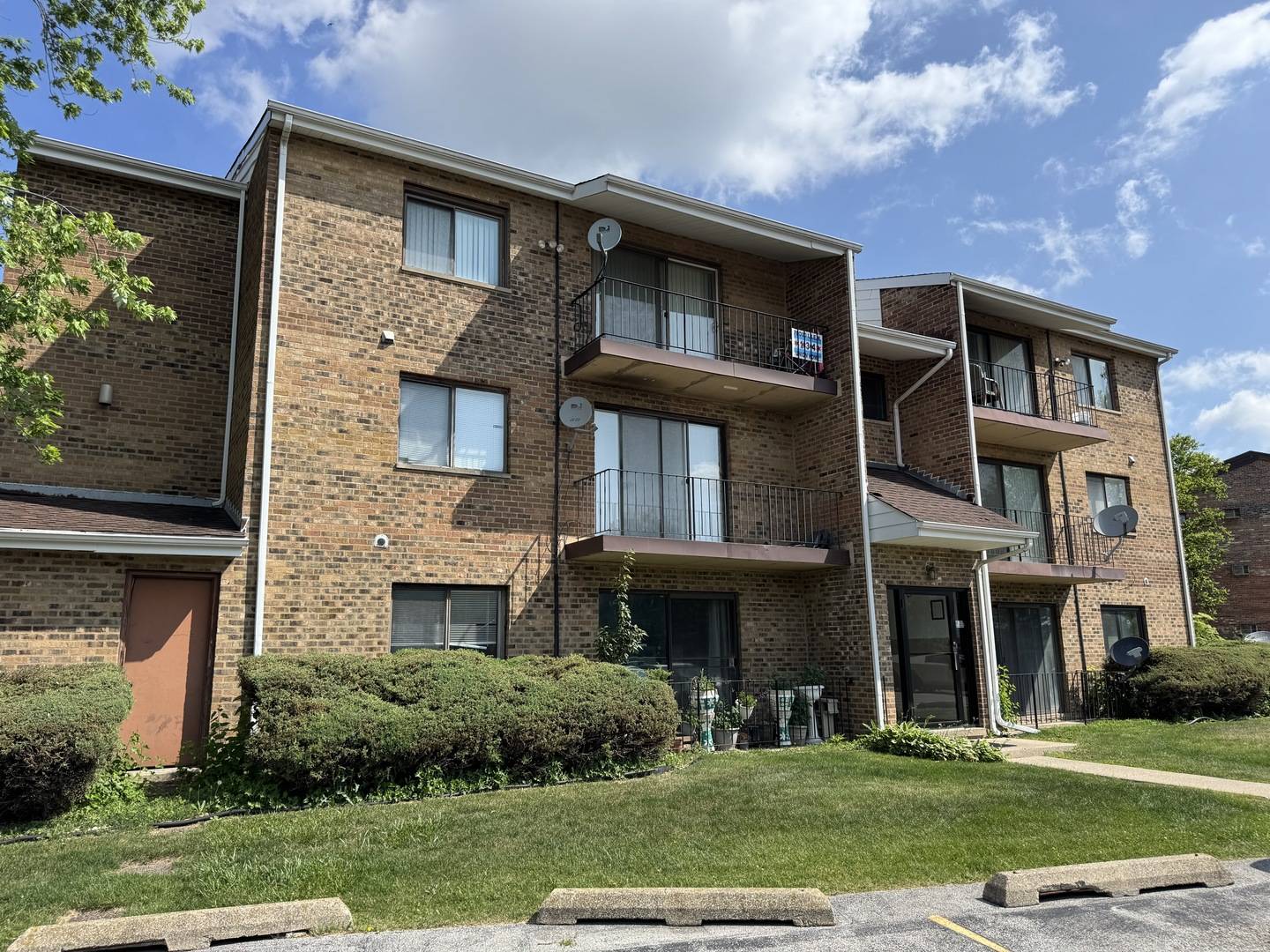 Orland Park, IL 60462,7315 Tiffany DR #1A