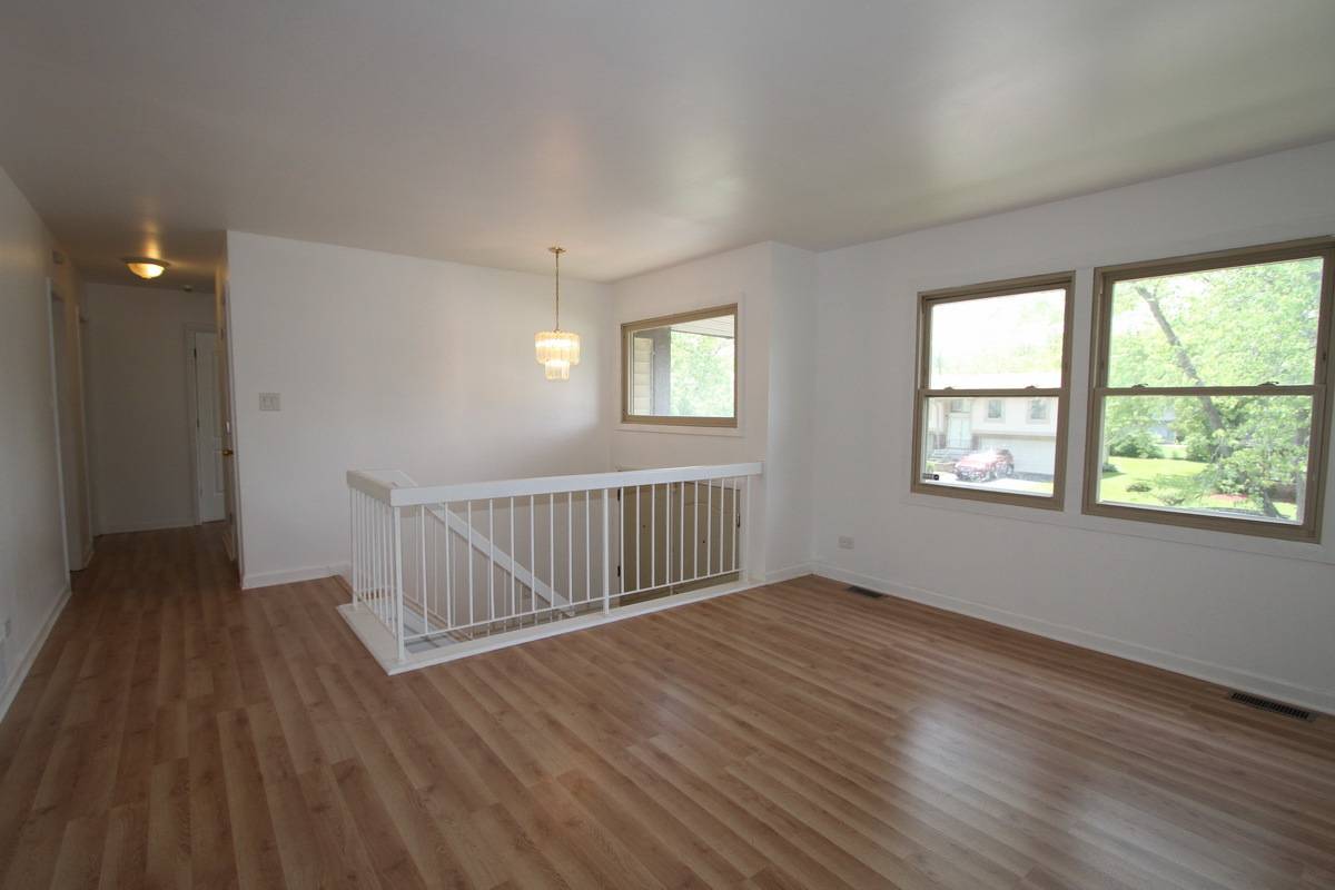 Matteson, IL 60443,5808 ALLEMONG DR