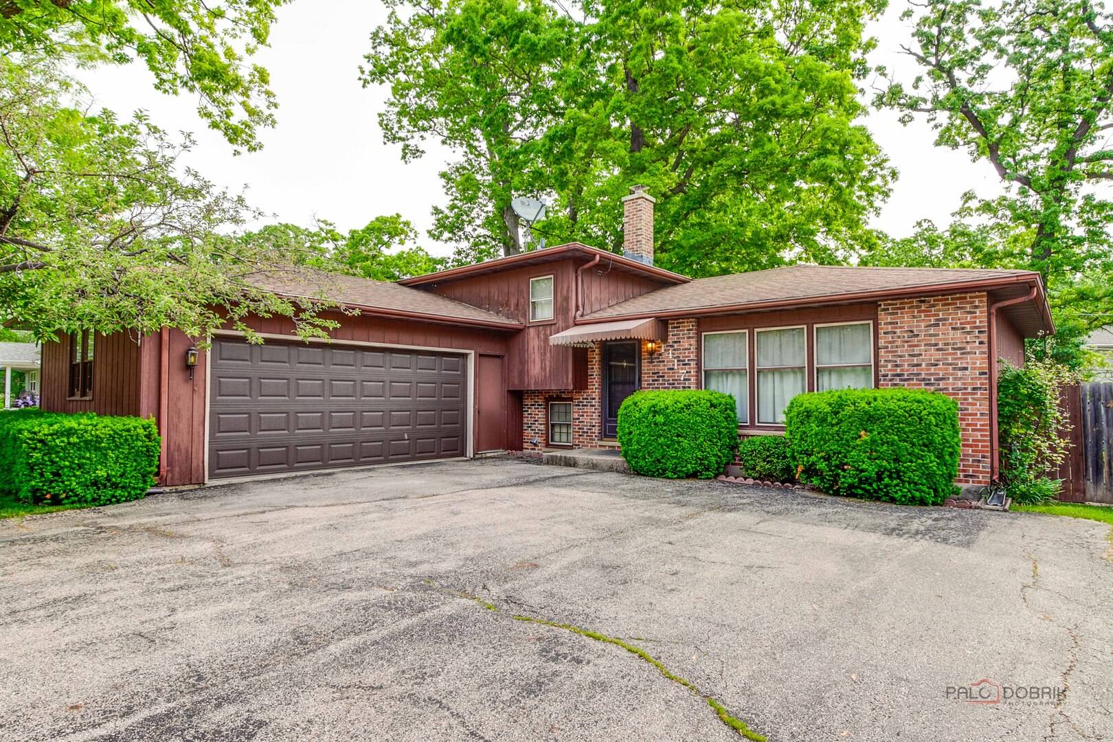 Waukegan, IL 60085,1417 N McAree RD