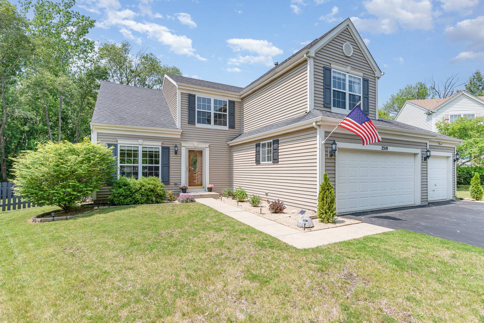 Carpentersville, IL 60110,2519 Quail CV