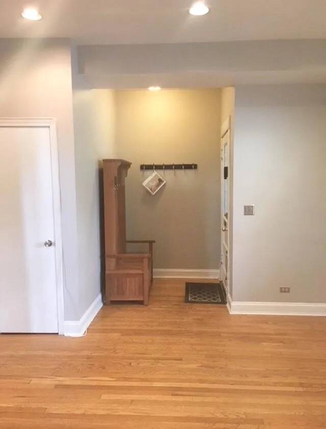 Chicago, IL 60657,1901 W Fletcher ST #1