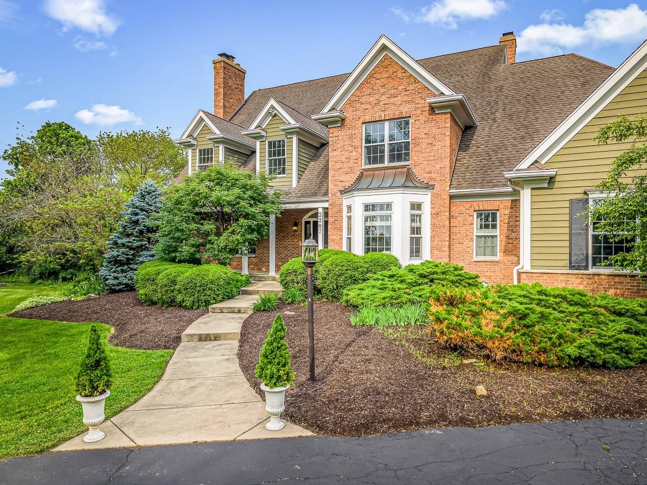Mchenry, IL 60051,2207 N Elmkirk Pkwy