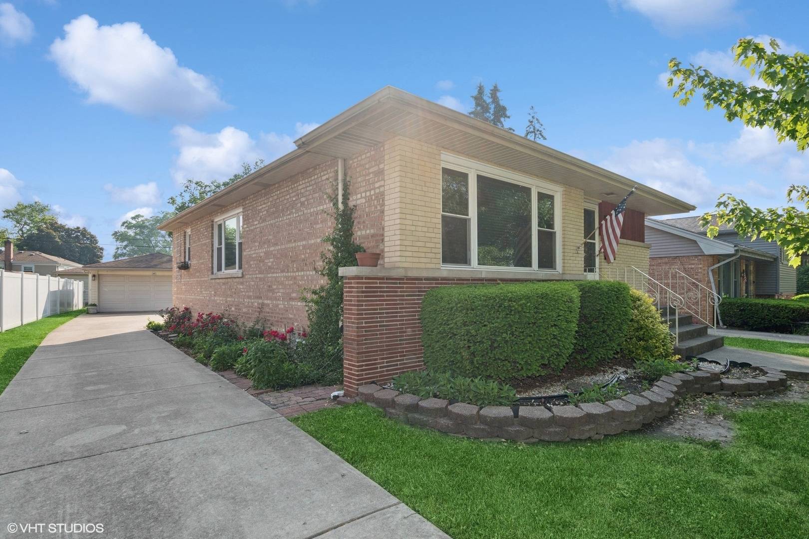 Oak Lawn, IL 60453,10032 Minnick AVE