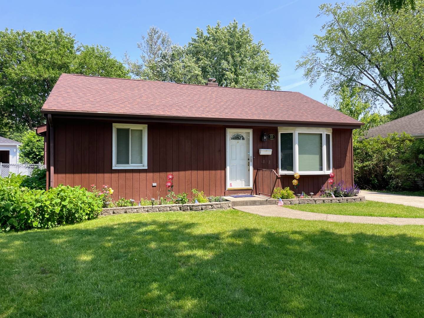 Mount Prospect, IL 60056,315 N Elm ST