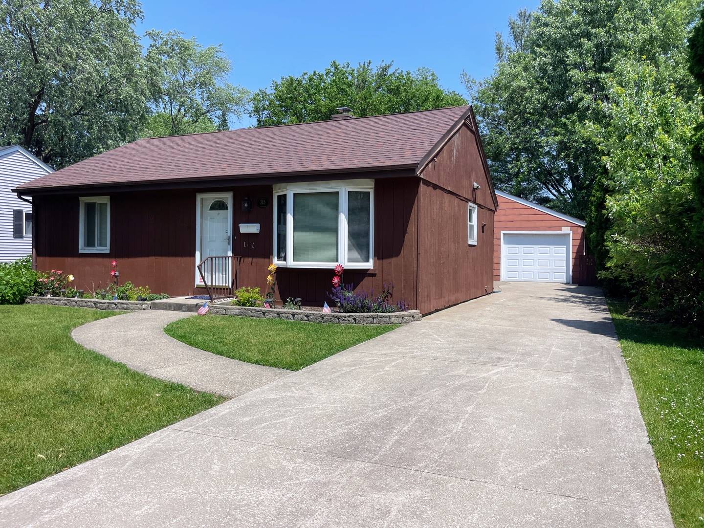 Mount Prospect, IL 60056,315 N Elm ST