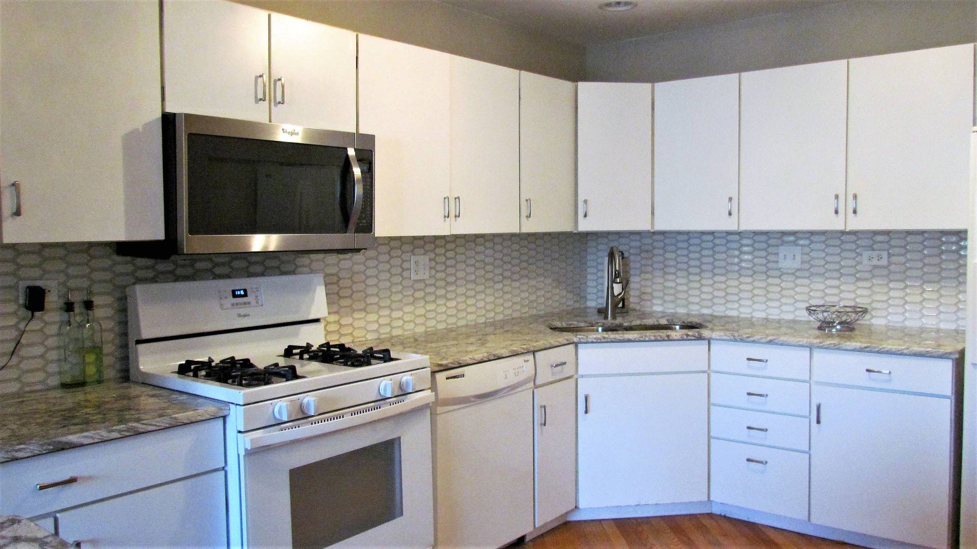 Palatine, IL 60074,1542 E CHIVALRY CT