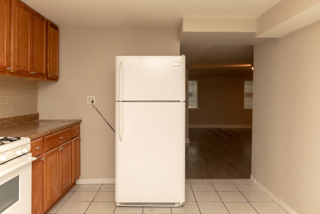 Chicago, IL 60622,1052 N Oakley BLVD #3