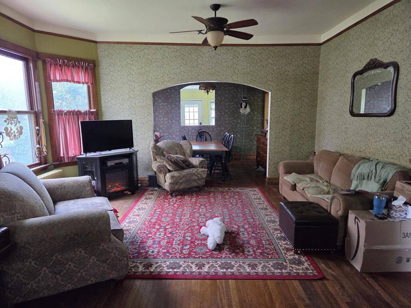 Chicago, IL 60641,5071 W Pensacola AVE