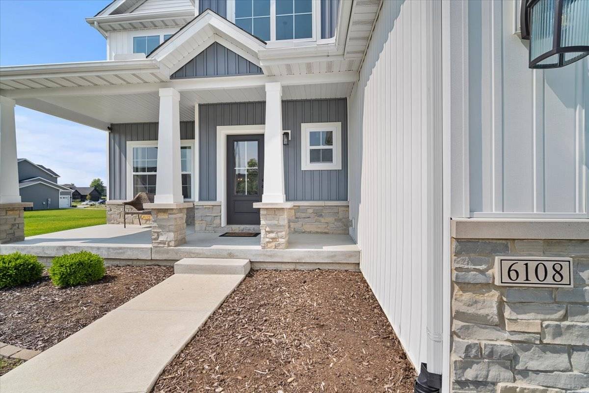Bloomington, IL 61705,6108 Wrigley DR