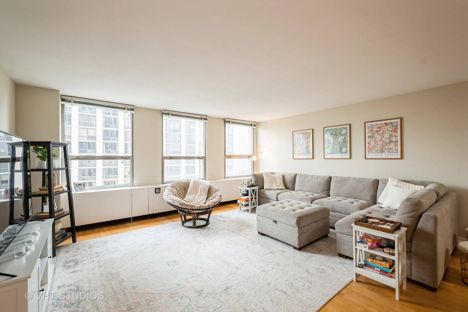 Chicago, IL 60614,2626 N Lakeview AVE #801