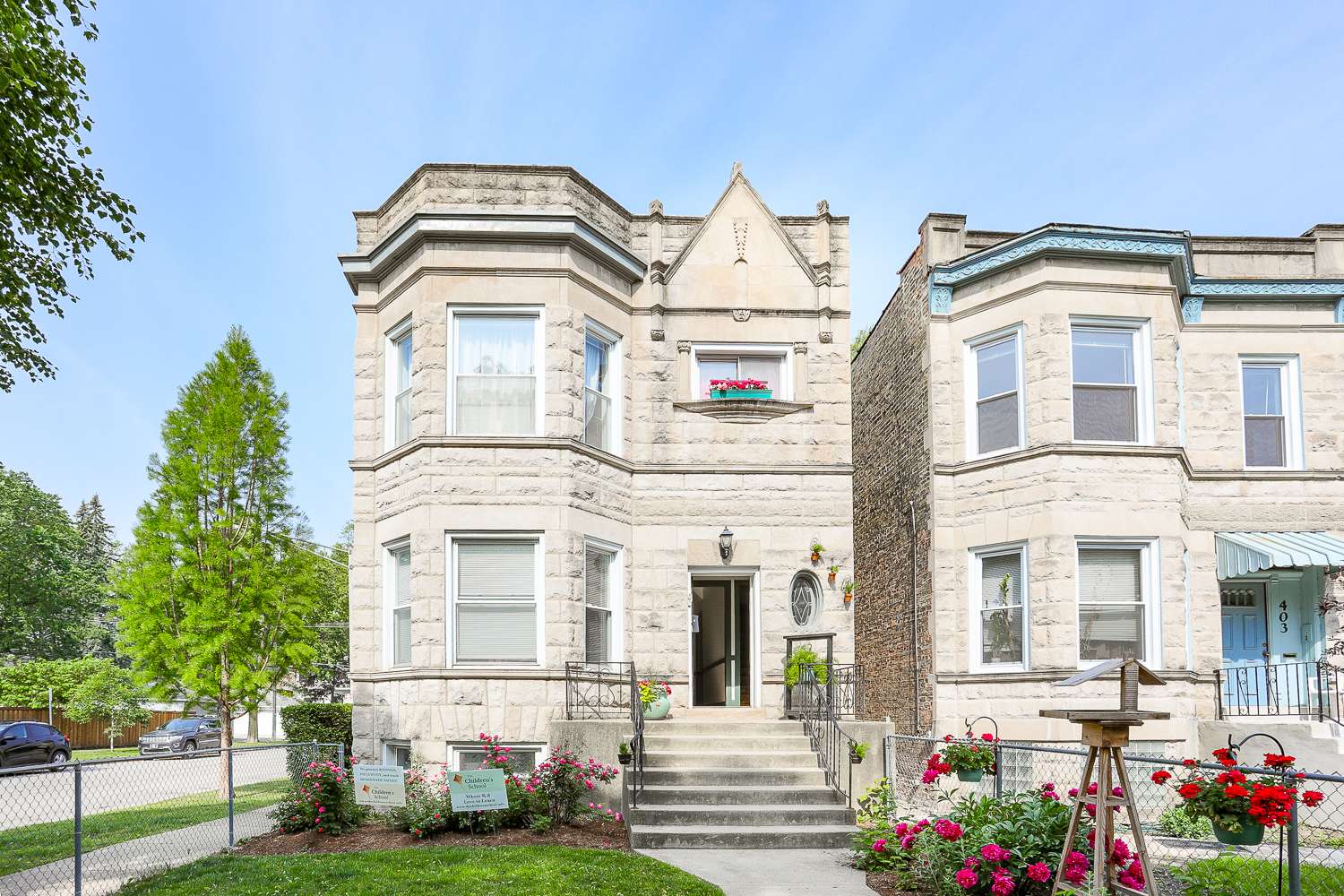Oak Park, IL 60302,401 N Humphrey AVE