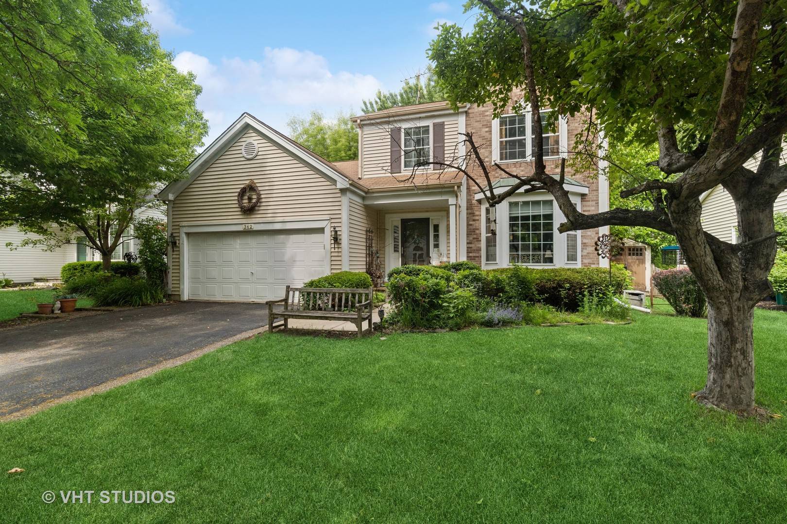 Grayslake, IL 60030,342 Buckingham DR