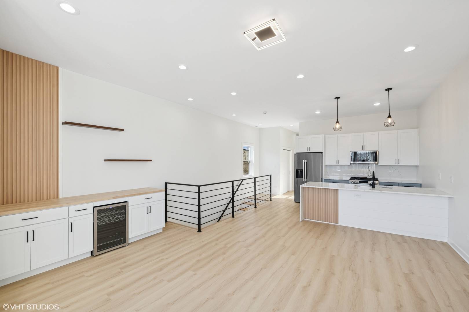 Chicago, IL 60651,1058 N Central Park AVE #2