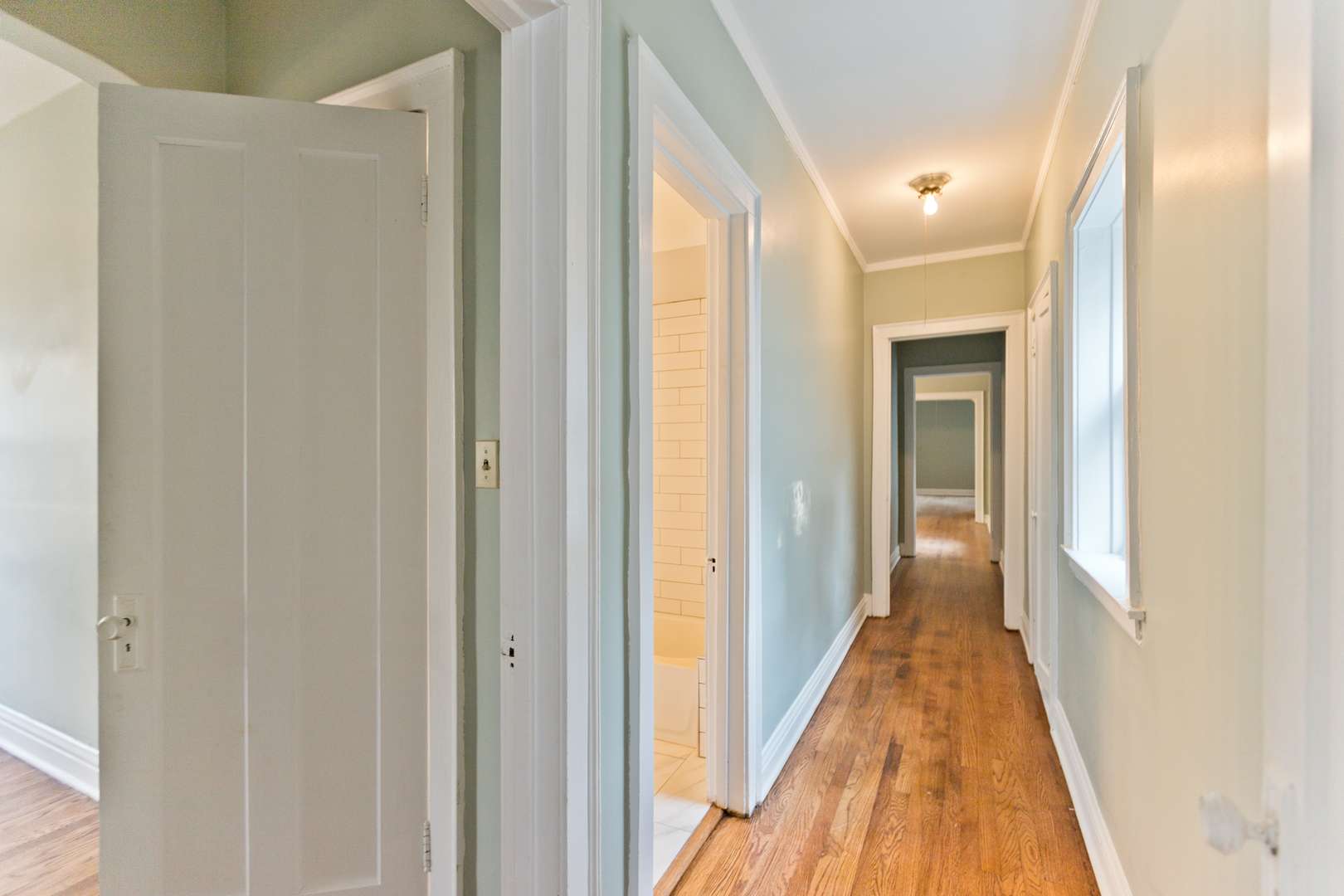 Chicago, IL 60626,1317 W Albion AVE #2