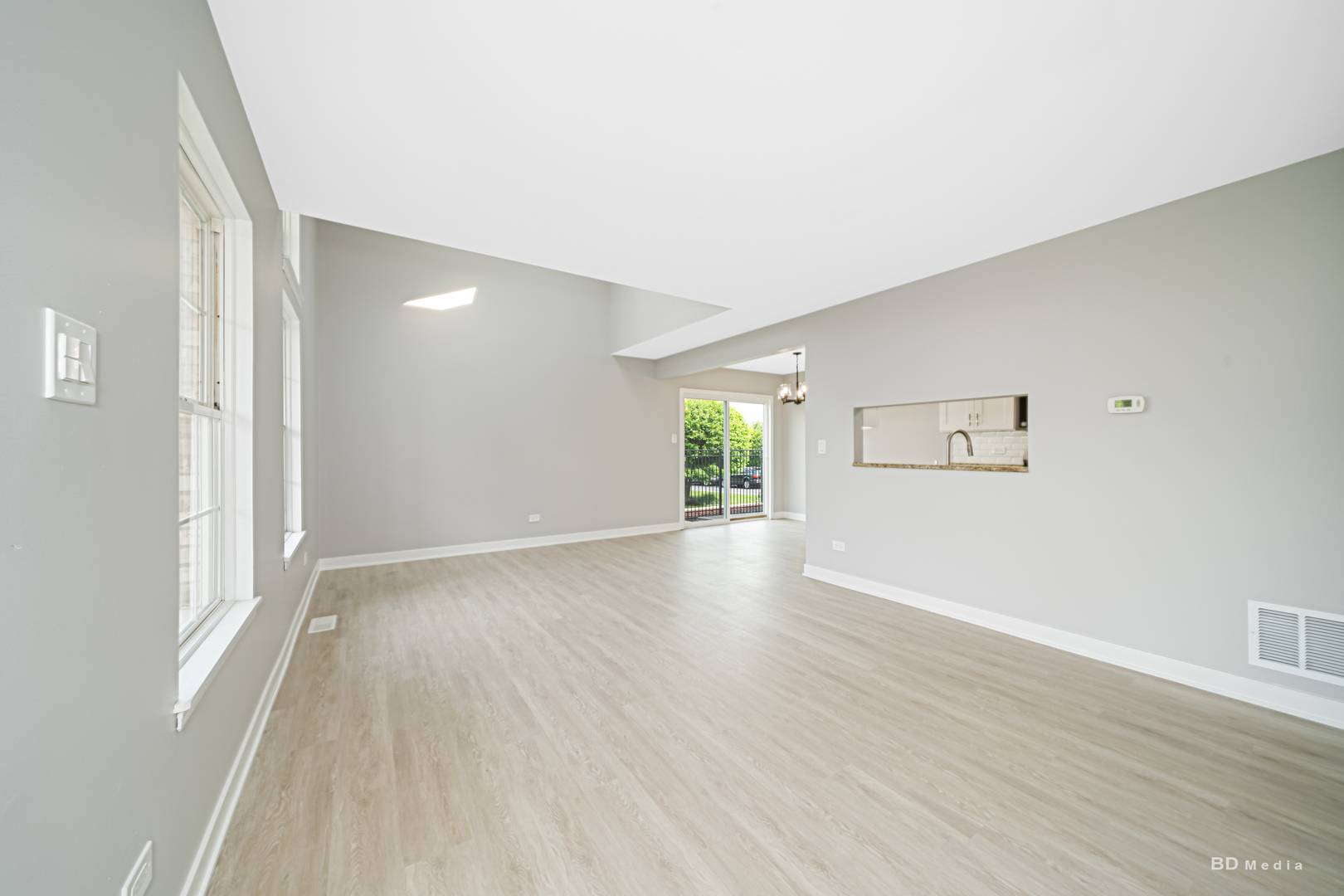 Justice, IL 60458,7422 Terrace DR