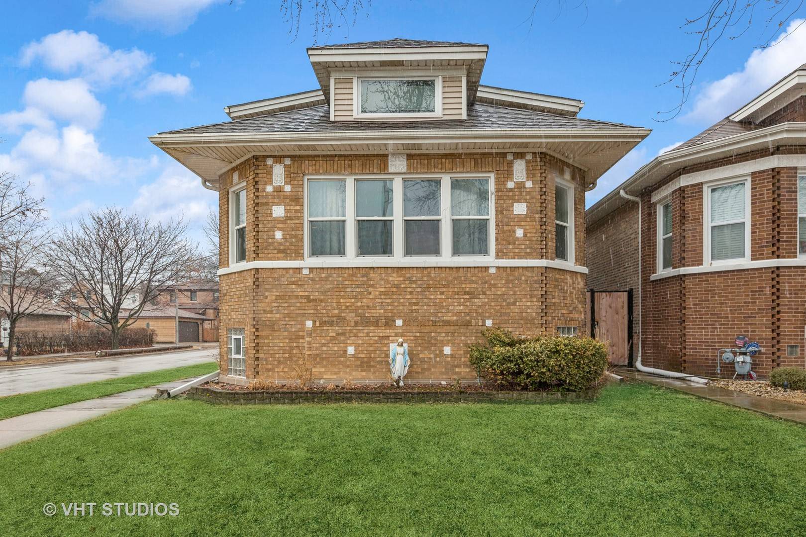 Elmwood Park, IL 60707,2947 N 77th CT