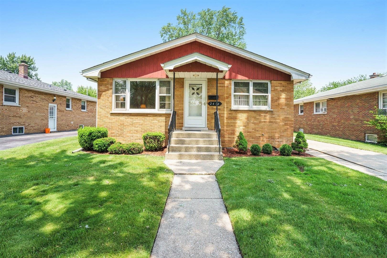 Lansing, IL 60438,2454 184th ST