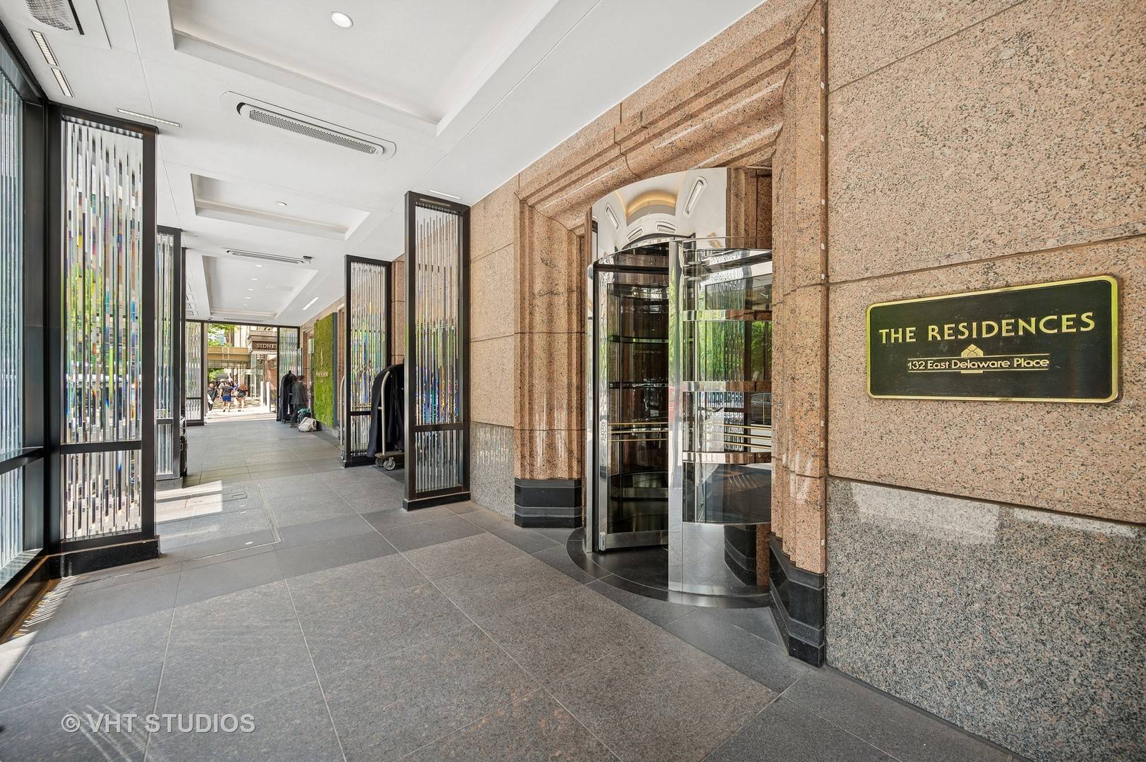 Chicago, IL 60611,132 E Delaware PL #5106