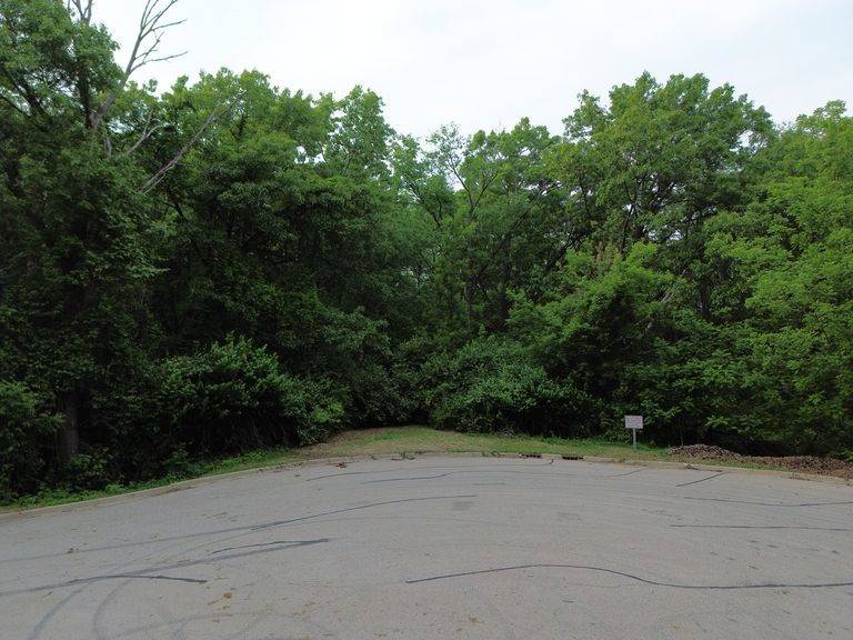 Mchenry, IL 60050,7110 Forest Oak DR