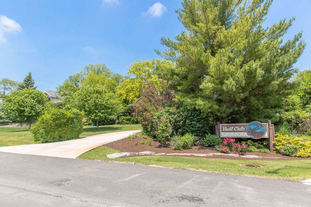 Homer Glen, IL 60491,12808 W TIMBER LN