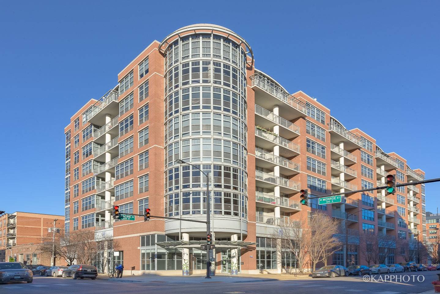 Chicago, IL 60607,1200 W Monroe ST #516
