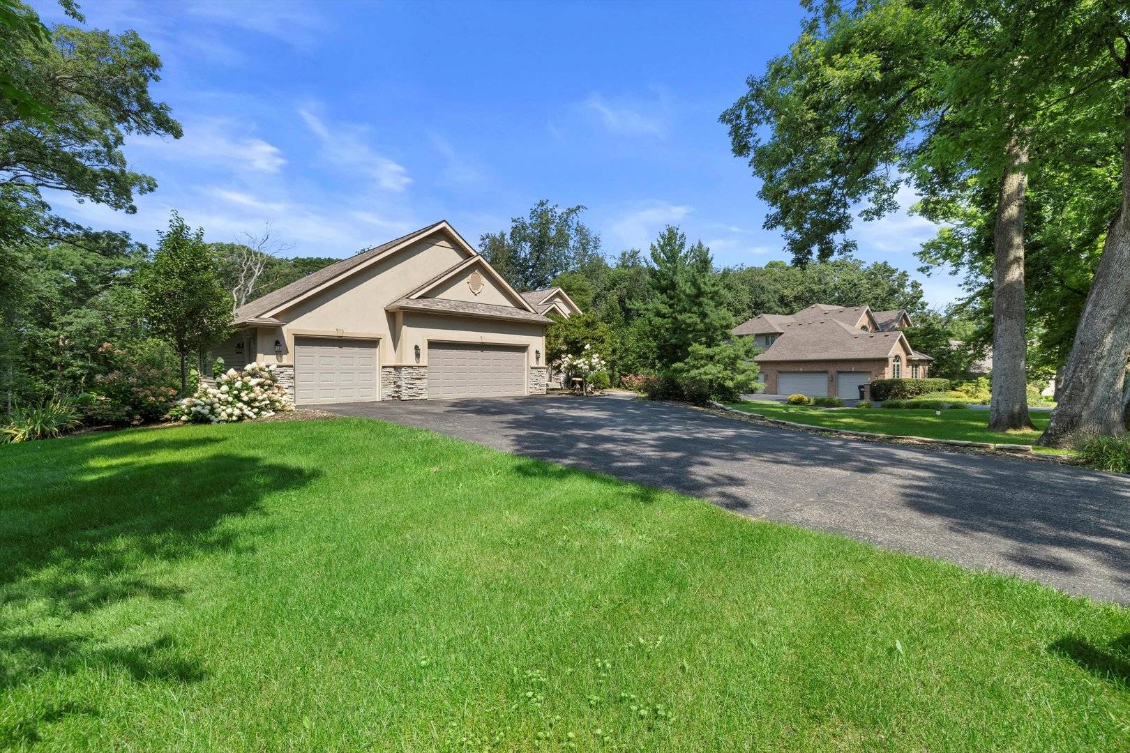 Spring Grove, IL 60081,10605 RED HAWK LN
