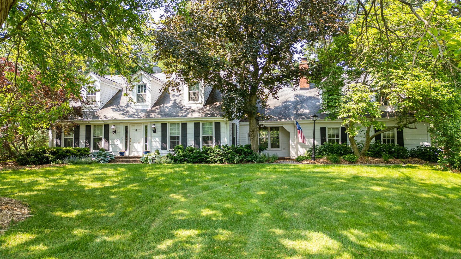 Frankfort, IL 60423,948 A SHETLAND DR