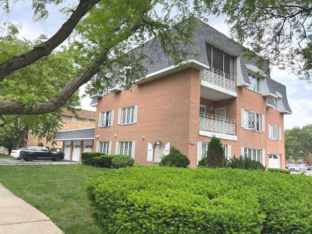 Oak Lawn, IL 60453,9701 S KEELER AVE #2