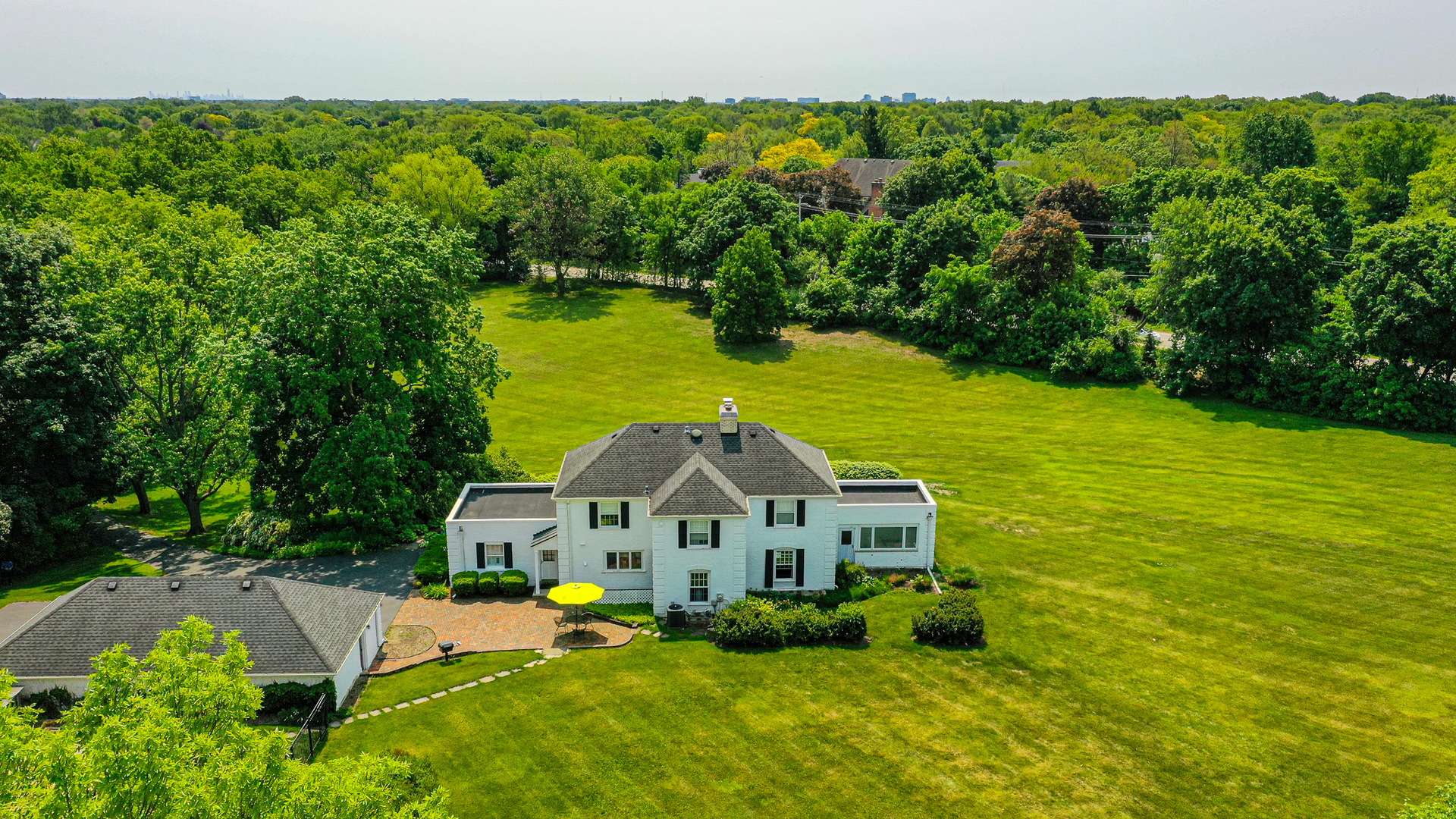 Inverness, IL 60067,1596 W Palatine RD
