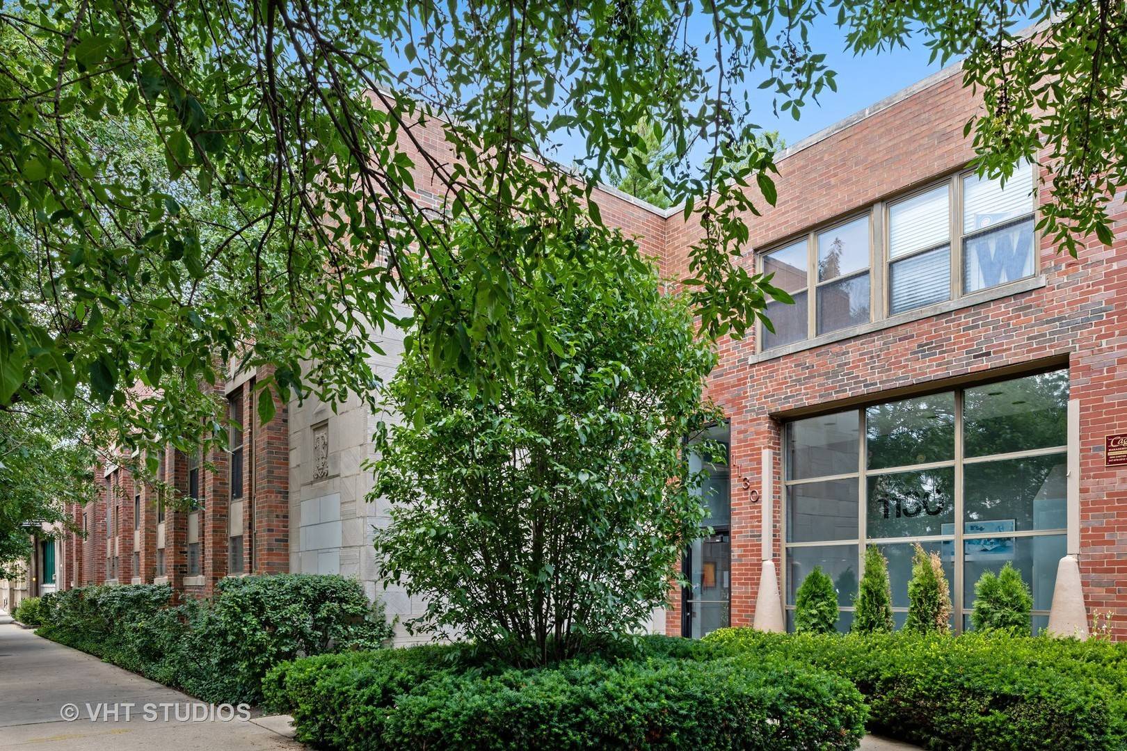 Chicago, IL 60657,1130 W Cornelia AVE #B