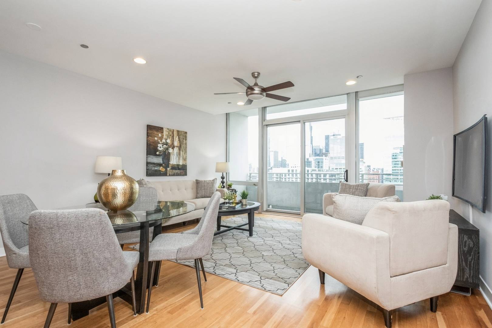 Chicago, IL 60661,737 W Washington BLVD #1804