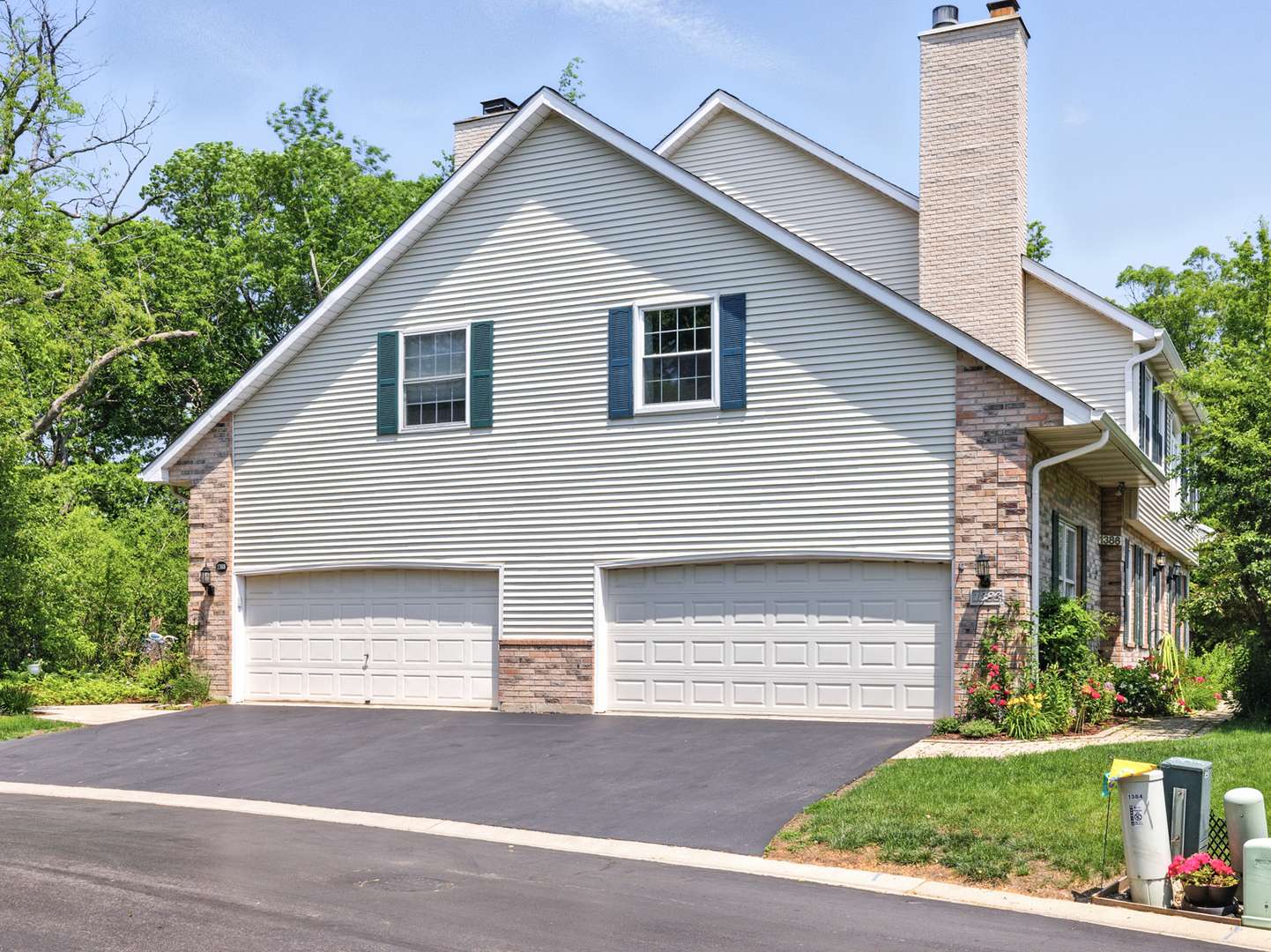 Streamwood, IL 60107,1386 Laurel Oaks DR