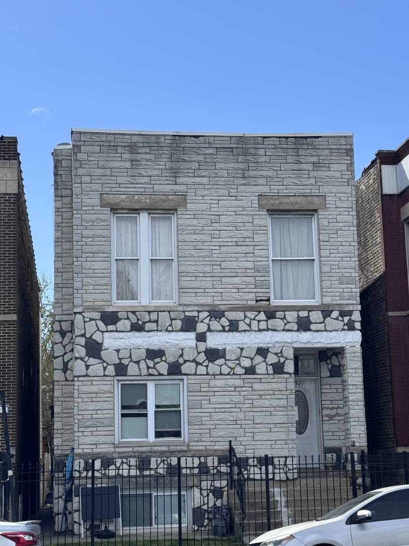 Chicago, IL 60639,1940 N Pulaski RD