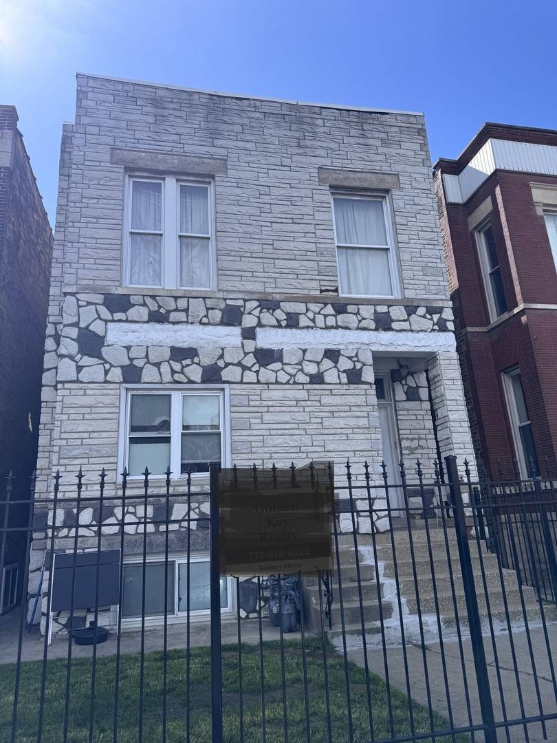 Chicago, IL 60639,1940 N Pulaski RD