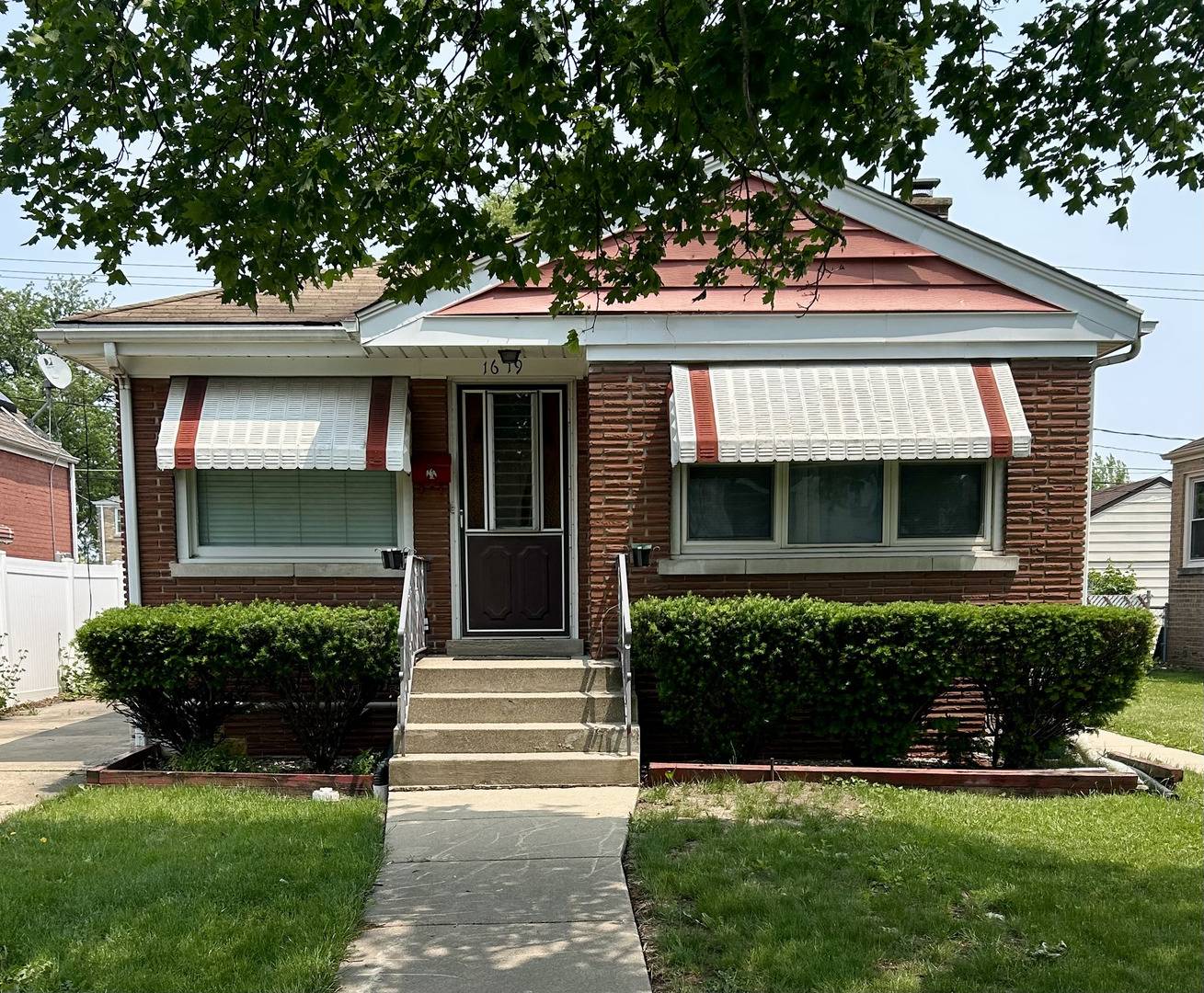 Melrose Park, IL 60160,1619 N 20th AVE