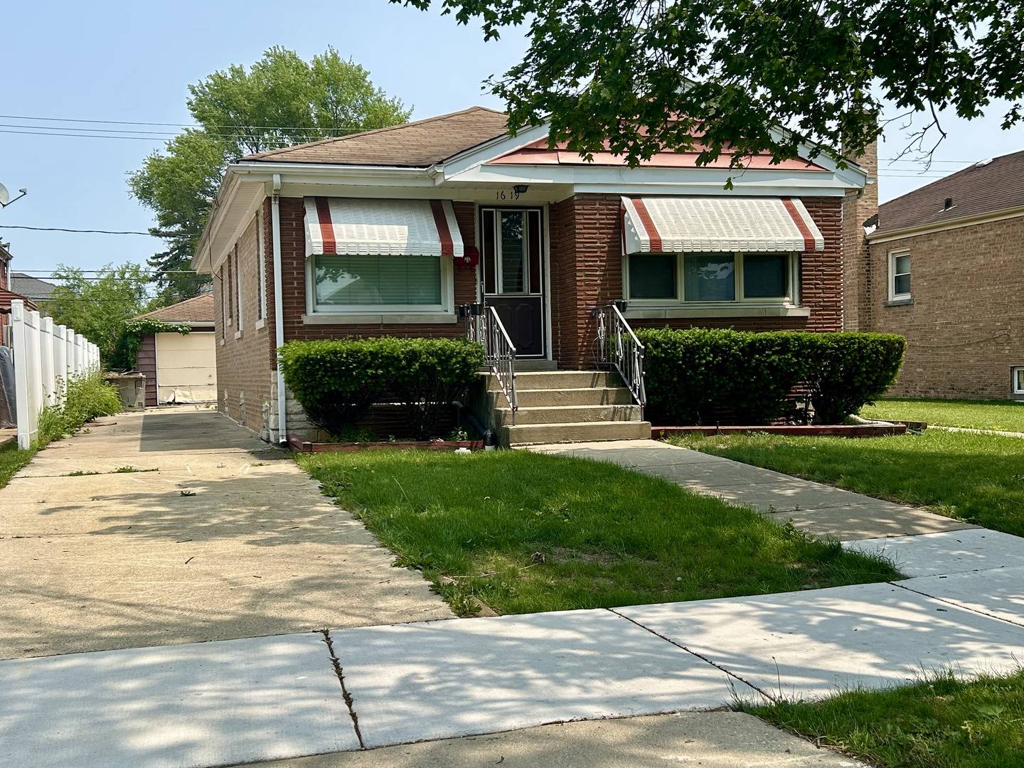 Melrose Park, IL 60160,1619 N 20th AVE