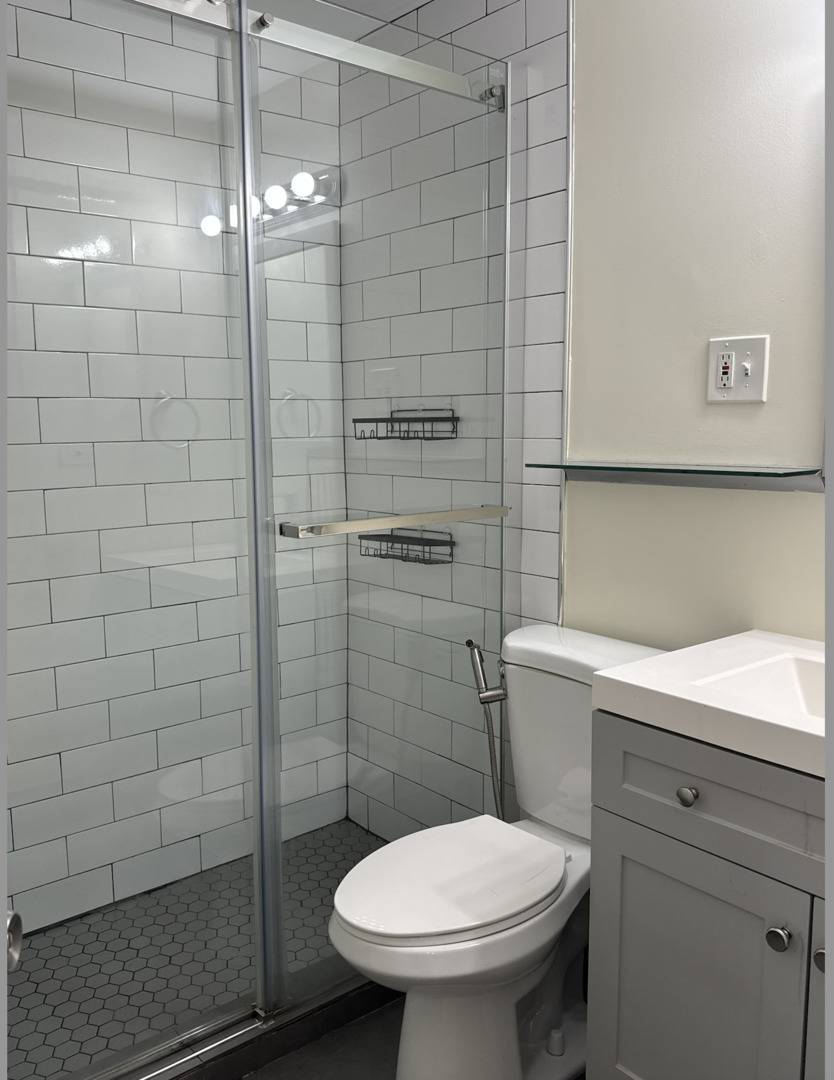 Chicago, IL 60622,1851 W CHICAGO AVE #1R