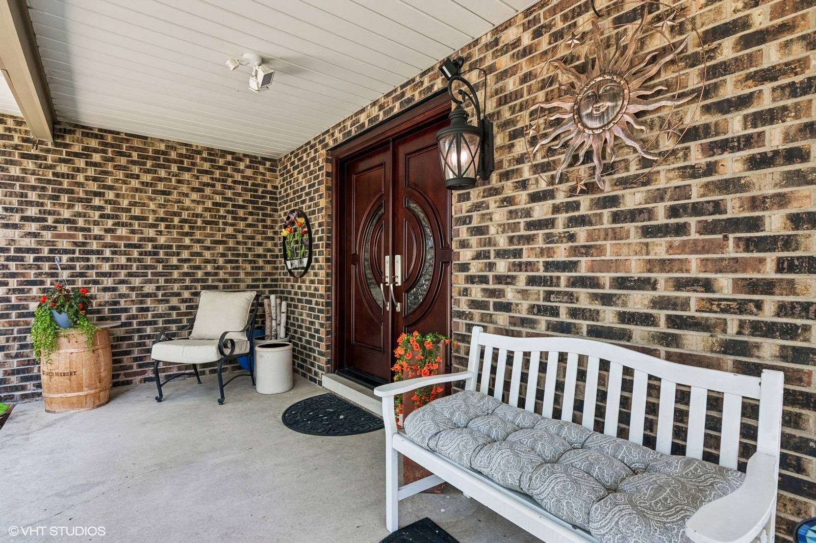 Schaumburg, IL 60193,688 Crystal CT N