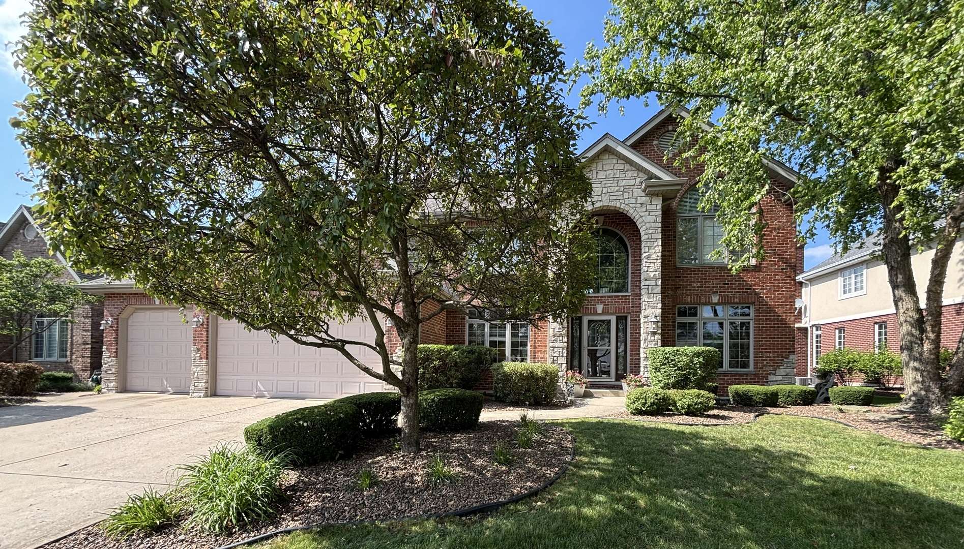 Orland Park, IL 60467,10410 Capistrano LN