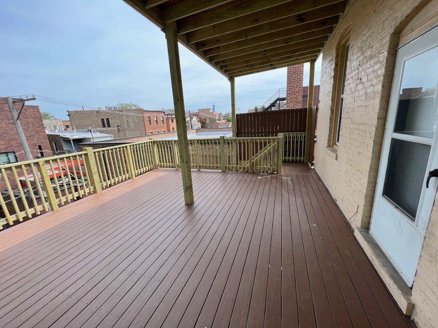 Chicago, IL 60614,1155 W DICKENS AVE #3E