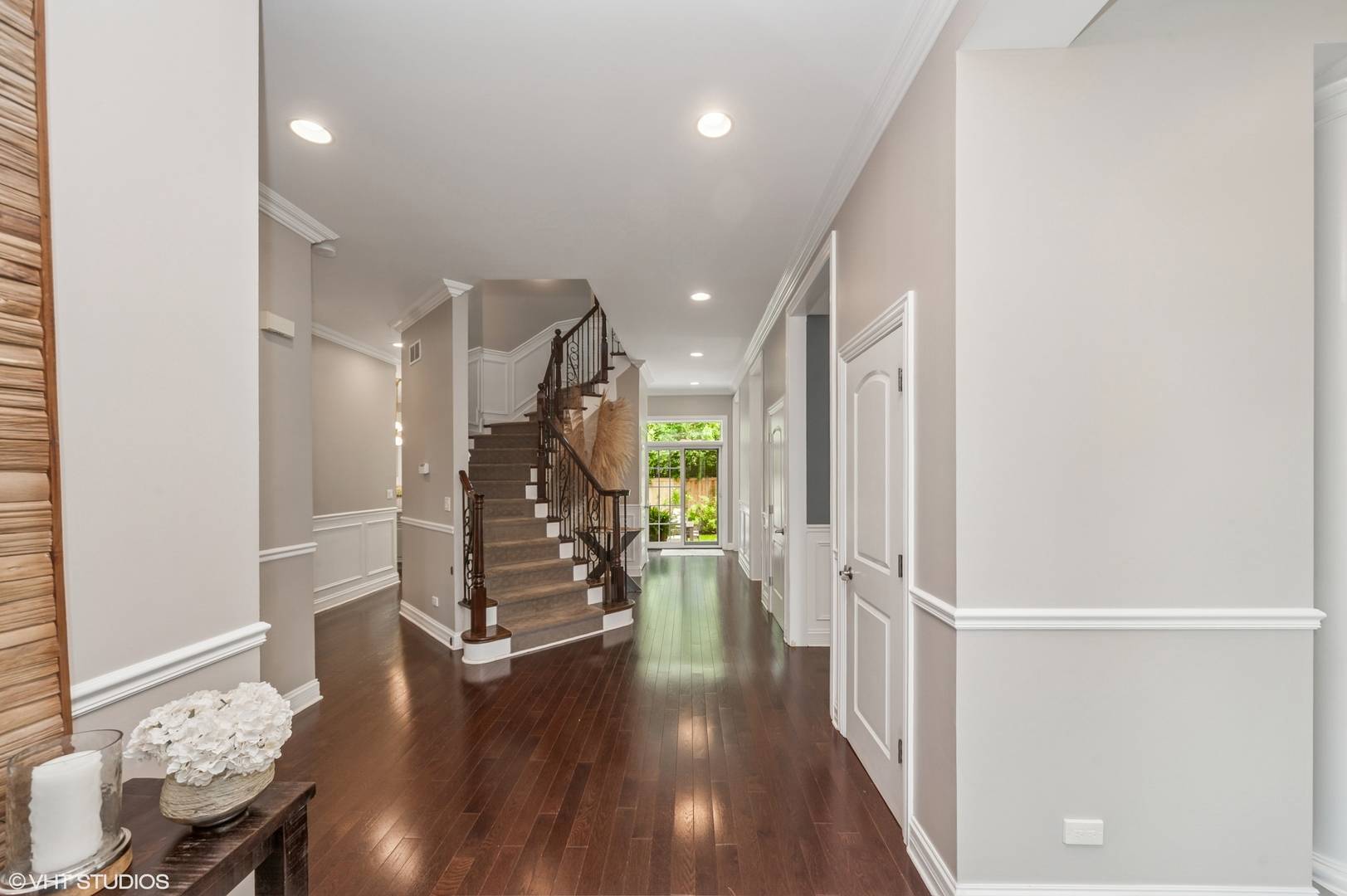 Deerfield, IL 60015,1219 Parkside LN