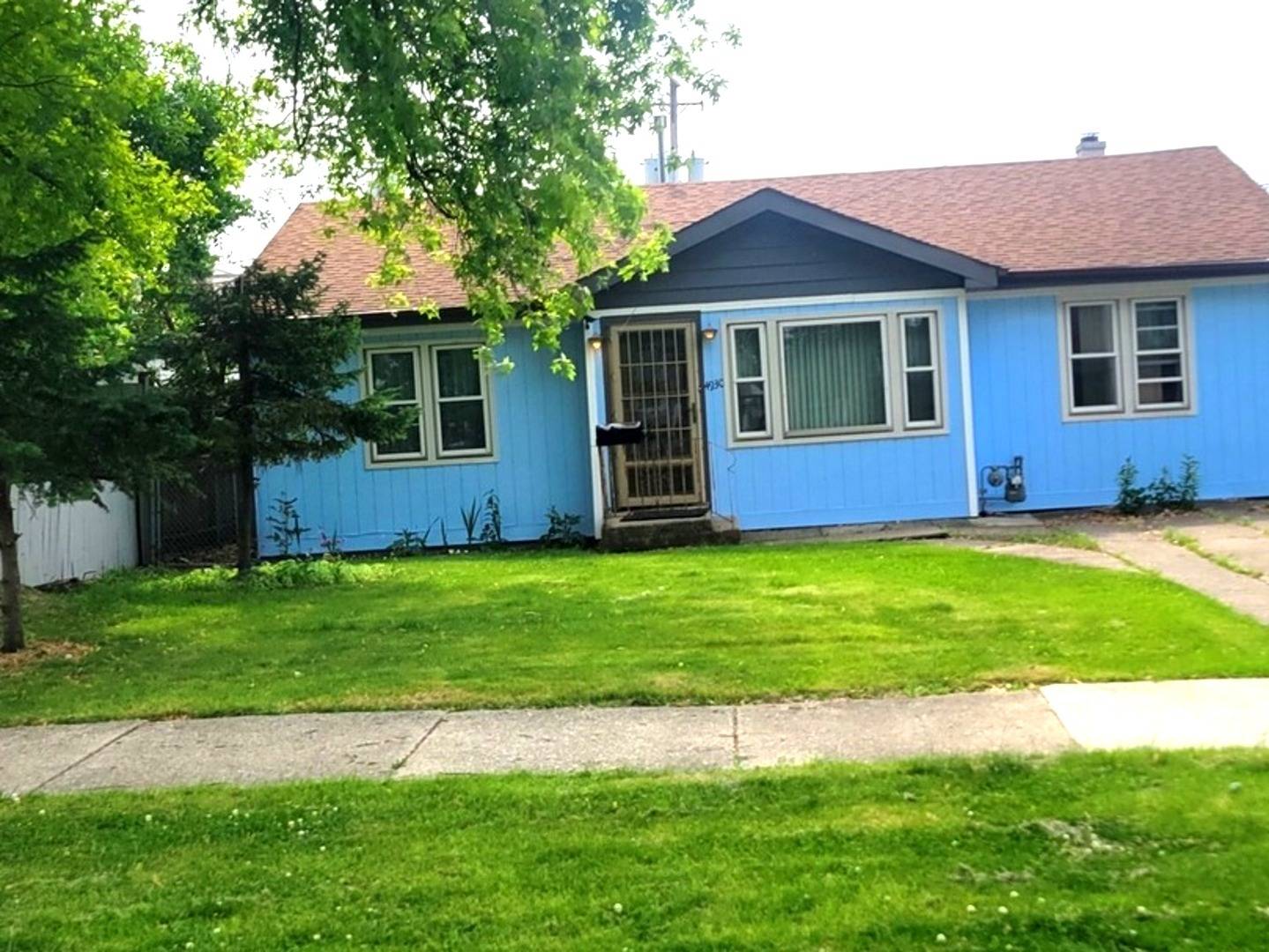 Chicago, IL 60638,4930 S Luna AVE