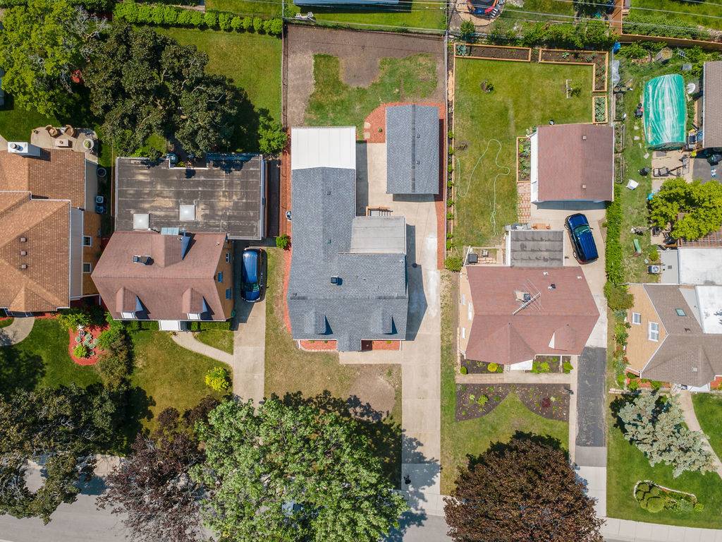 Niles, IL 60714,7810 N Neva AVE