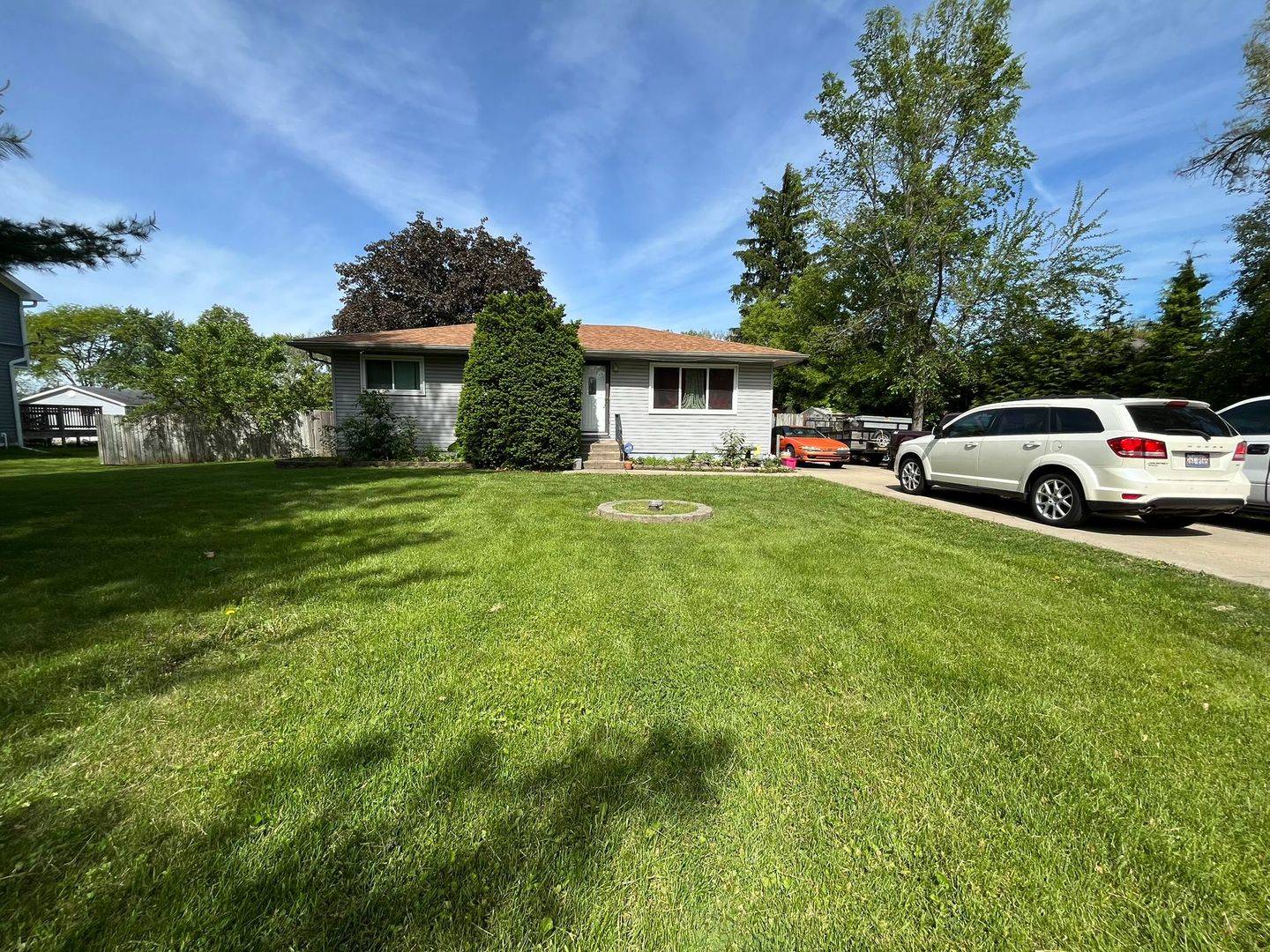 Glen Ellyn, IL 60137,2 Mildred AVE