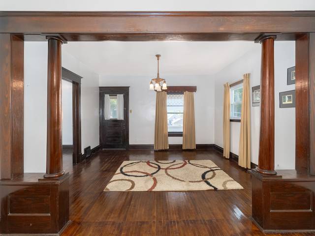 Rockdale, IL 60436,121 Davis AVE #2