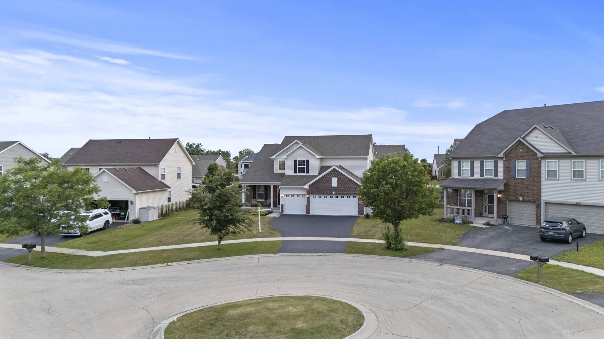 Joliet, IL 60431,1307 Sage CIR